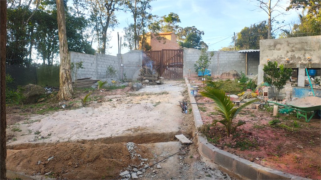 Terreno à venda com 1 suíte no Centro, Ibiúna, SP