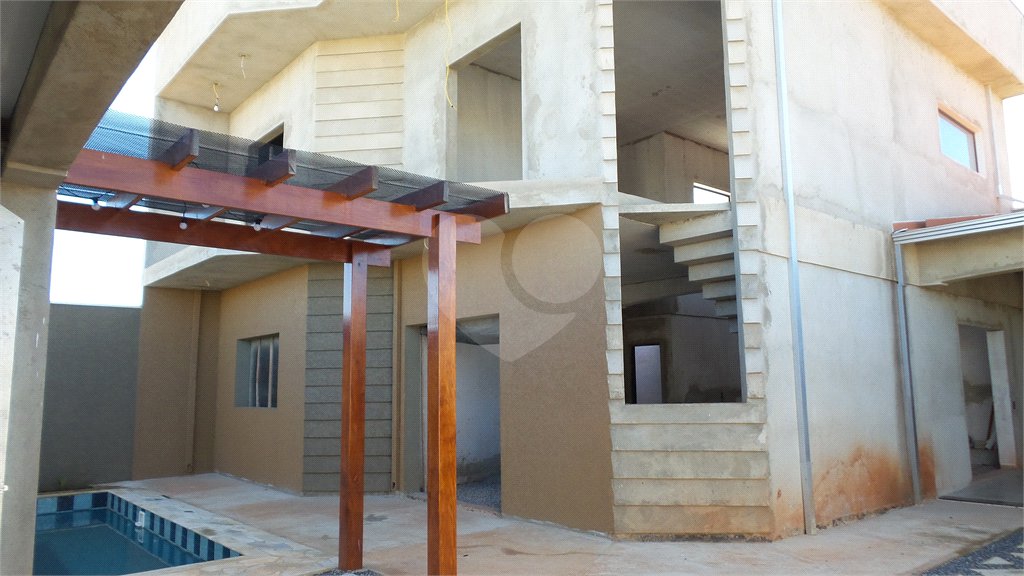 Casa à venda com 2 quartos, sendo 1 suíte, em Residencial Villaggio Di Capri, Itapetininga, SP