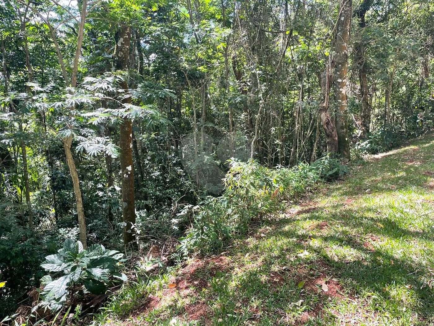 Terreno à venda no condomínio Cantareira, Mairiporã - SP