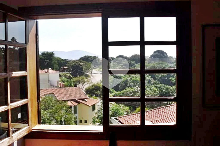 Sobrado à venda com 3 suítes em Tremembé, São Paulo, SP