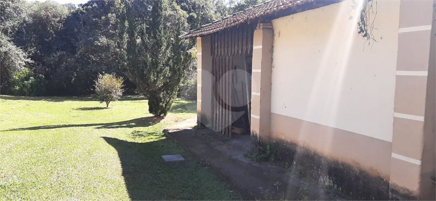 Chácara à venda com 6 quartos, sendo 3 suítes, em Paiol Velho, Vinhedo, SP
