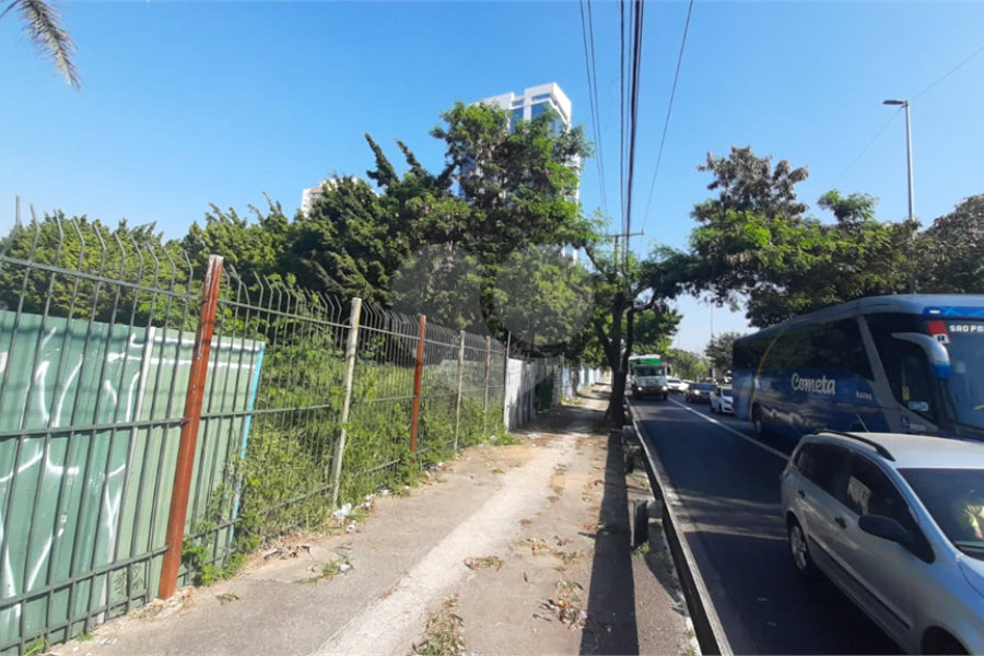 Terreno à venda em Lapa, São Paulo, SP