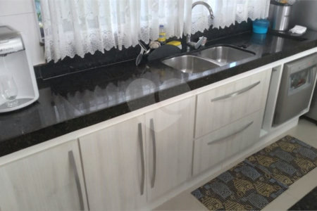 Casa à venda com 3 suítes no condomínio Damha III, São Carlos - SP