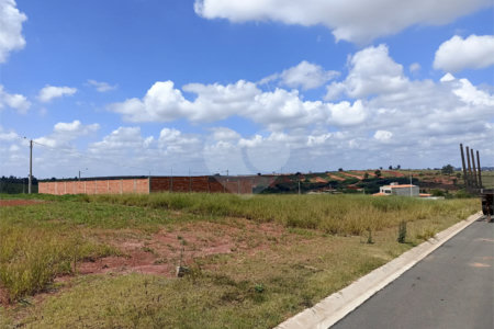 Terreno à venda em Parque Itapê, Itapetininga, SP