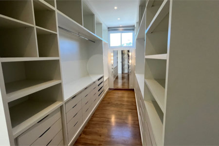 Sobrado à venda com 4 suítes em Condomínio Residencial Reserva Ecológica Atibaia, Atibaia, SP
