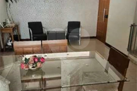Casa à venda com 4 quartos, sendo 2 suítes,  no condomínio Jd Portugal, Sorocaba - SP