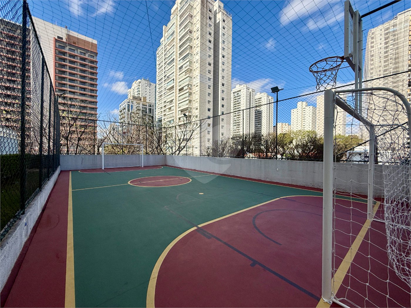 Apartamento à venda com 2 quartos, sendo 1 suíte, em Alto da Boa Vista, São Paulo, SP