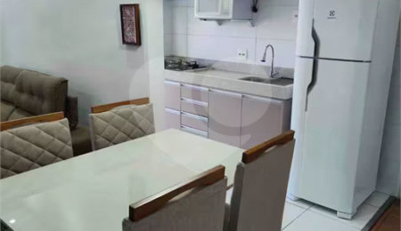Apartamento à venda com 2 quartos, sendo 1 suíte,  em Jardim Carambeí, São Roque, SP