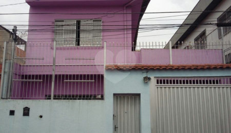 Sobrado à venda com 3 quartos em Parque Peruche, São Paulo, SP