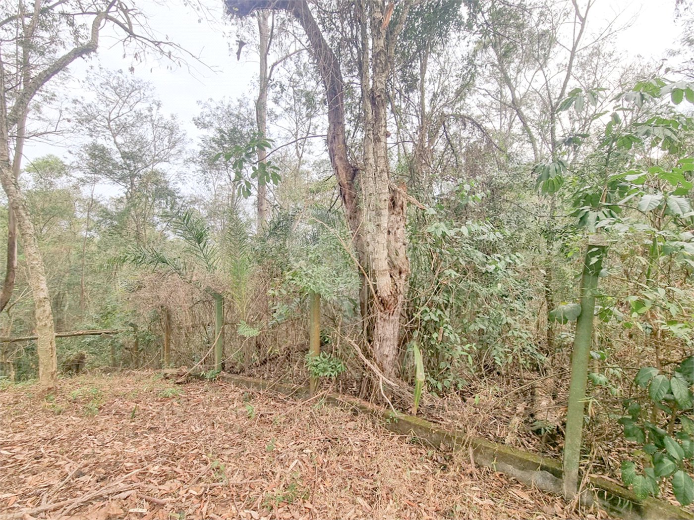 Terreno à venda no condomínio Vale da Santa Fé, Vinhedo - SP