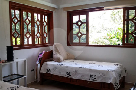 Casa de Vila à venda com 4 suítes em Guarapiranga, São Paulo, SP