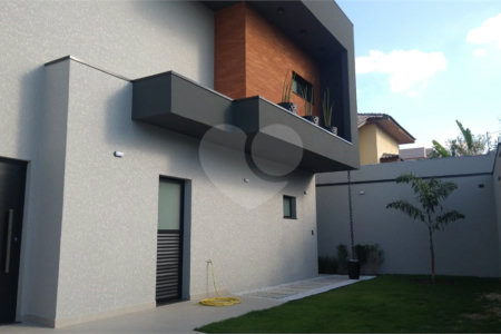 Casa à venda com 3 quartos, sendo 2 suítes,  em Nova Gardênia, Atibaia, SP