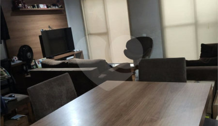 Casa à venda com 3 quartos, sendo 1 suíte,  no condomínio Liberty Village, São Paulo - SP