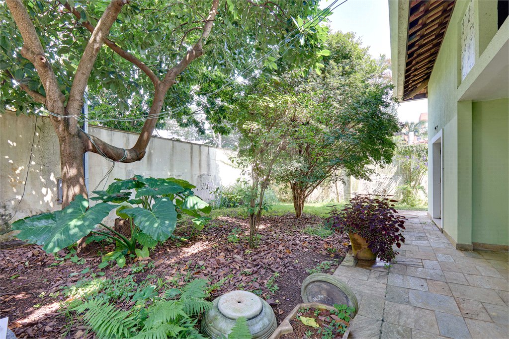 Casa à venda ou para alugar com 4 suítes em Alto da Boa Vista, São Paulo, SP