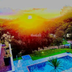 Casa à venda com 4 suítes no condomínio Portal Ouro Verde, Atibaia - SP