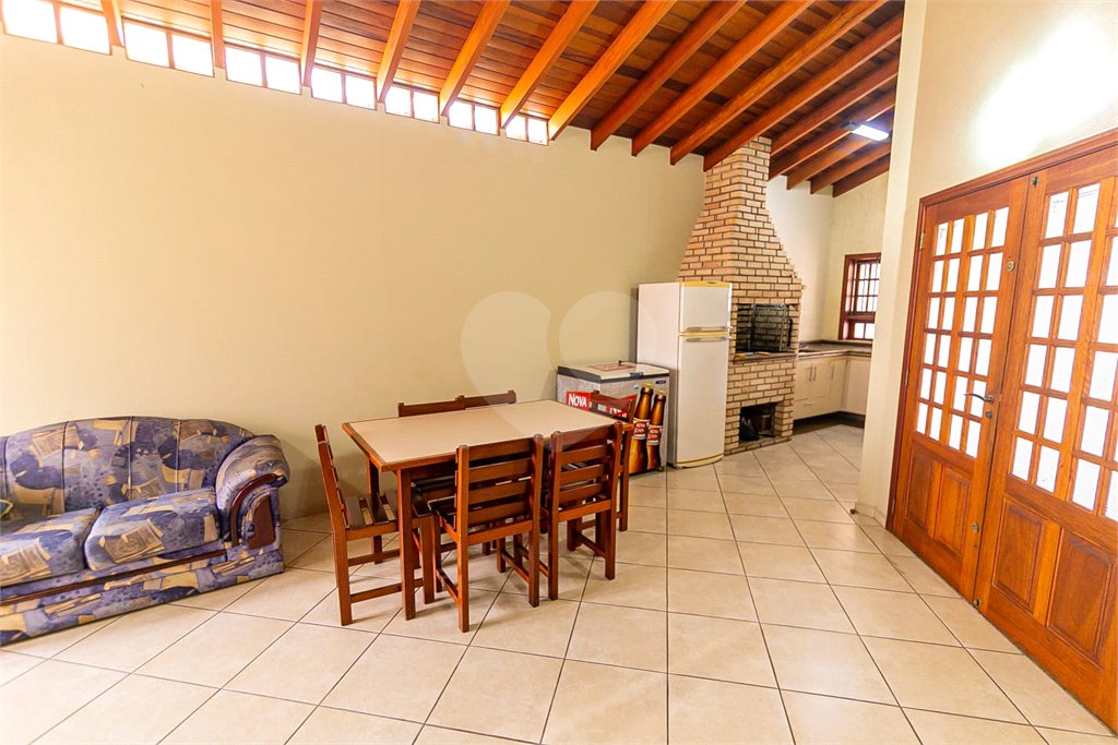 Casa à venda com 4 quartos, sendo 2 suítes, em Parque Residencial Presidente Médici, Itu, SP