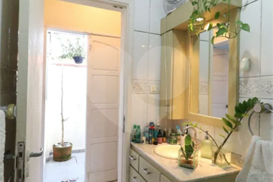Casa à venda com 3 quartos, sendo 1 suíte,  em Vila Medeiros, São Paulo, SP