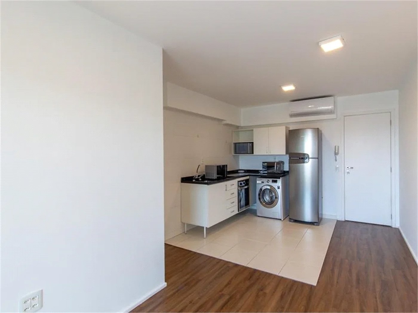 Apartamento à venda ou para alugar com 2 quartos, sendo 1 suíte,  em Água Branca, São Paulo, SP