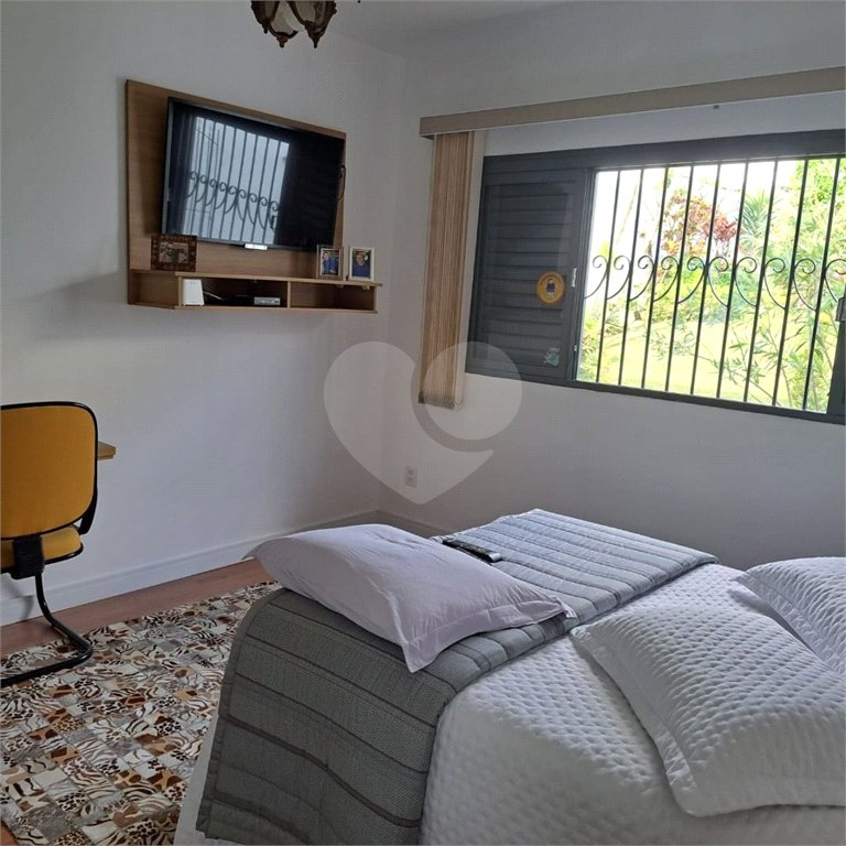 Casa Térrea à venda com 3 quartos, sendo 2 suítes,  em Vila Oliveira, Mogi das Cruzes, SP