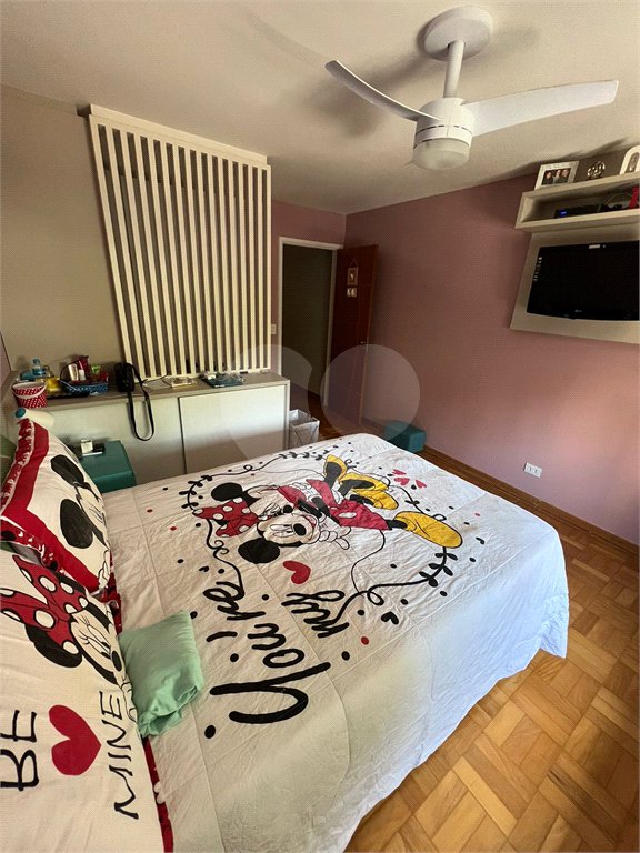 Sobrado à venda com 3 quartos, sendo 1 suíte, em Vila Alexandria, São Paulo, SP