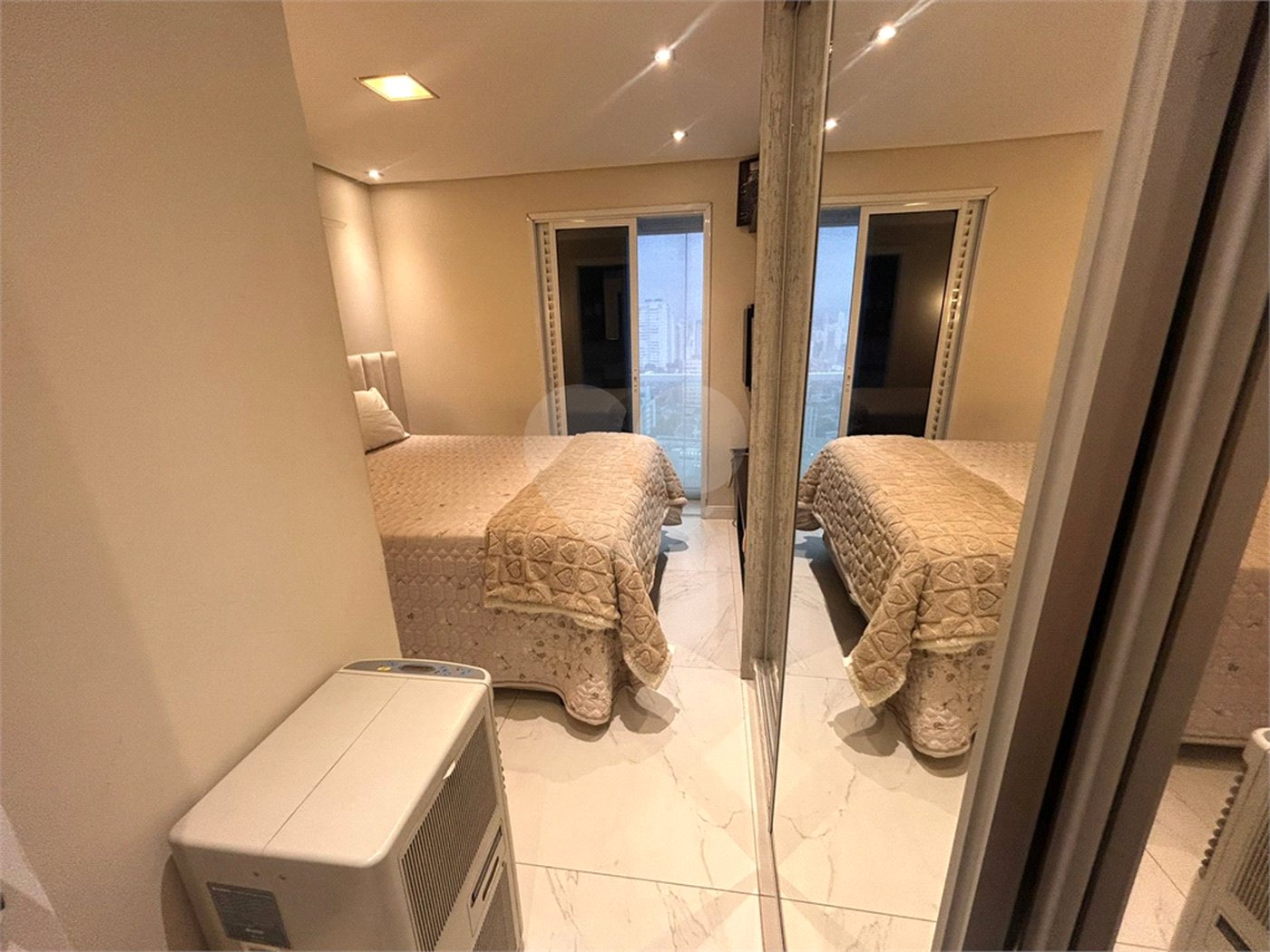 Cobertura à venda com 3 quartos, sendo 1 suíte,  em Santana, São Paulo, SP