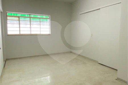 Casa à venda ou para alugar em Vila João Godói, Araraquara, SP