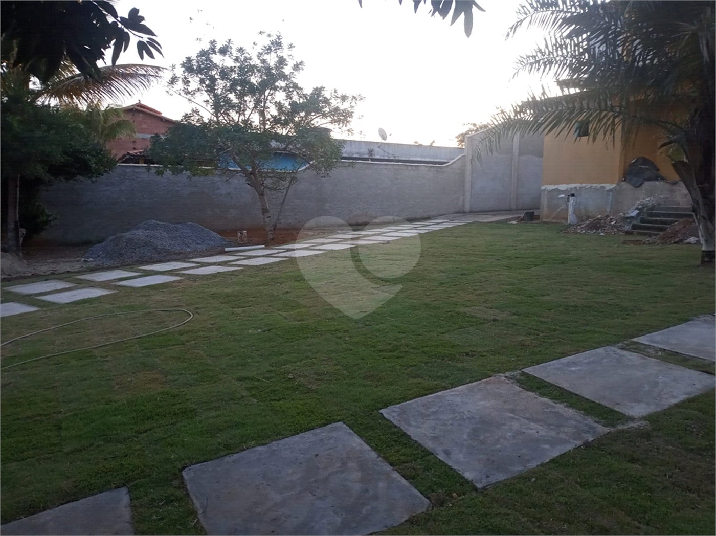 Casa à venda com 5 quartos, sendo 3 suítes, em Vila Verde, Armação dos Búzios, RJ