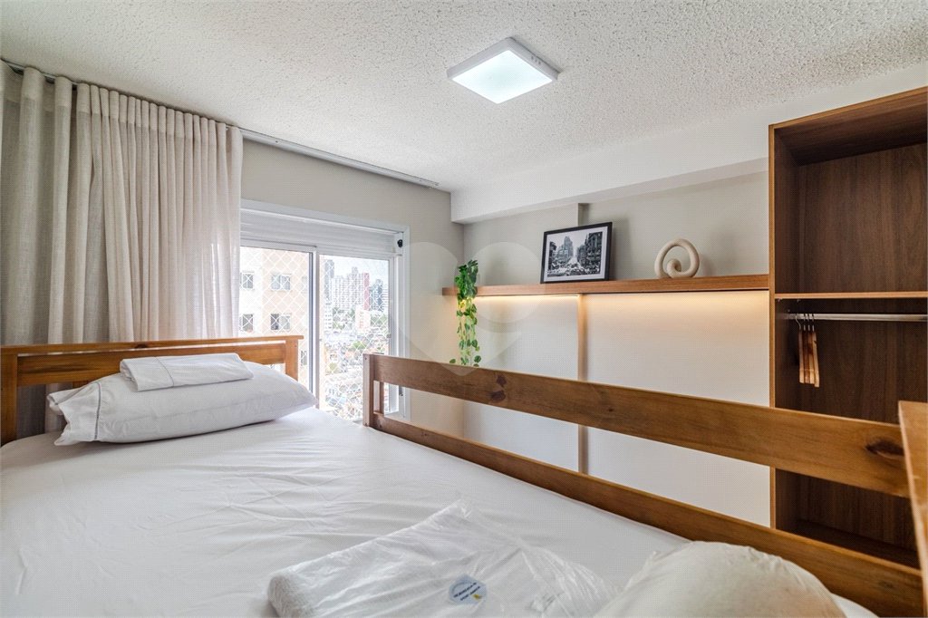Apartamento à venda com 2 quartos, sendo 1 suíte,  em Liberdade, São Paulo, SP