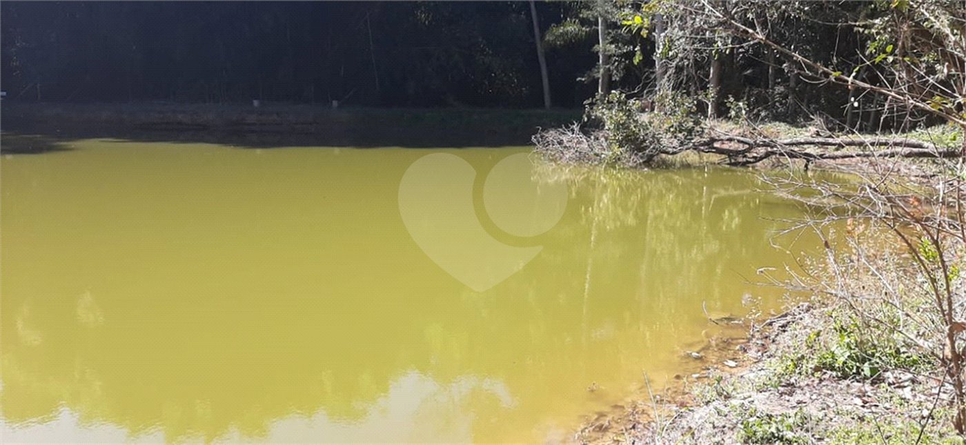 Chácara à venda com 6 quartos, sendo 3 suítes, em Paiol Velho, Vinhedo, SP