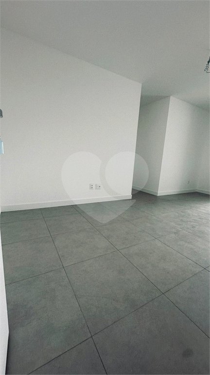 Apartamento à venda com 3 quartos, sendo 1 suíte, em Cidade Alta, Cuiabá, MT