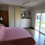 Casa à venda com 4 quartos, sendo 3 suítes, no condomínio Terras de Mont Serrat, Salto - SP