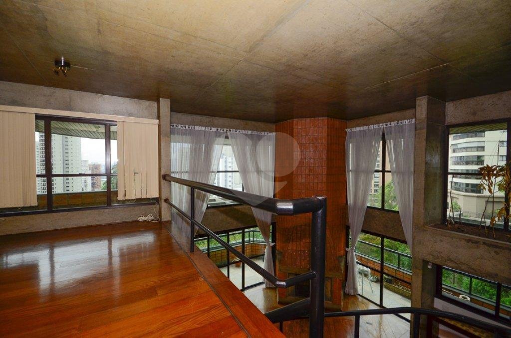 Apartamento à venda com 4 quartos, sendo 2 suítes, em Paraíso do Morumbi, São Paulo, SP