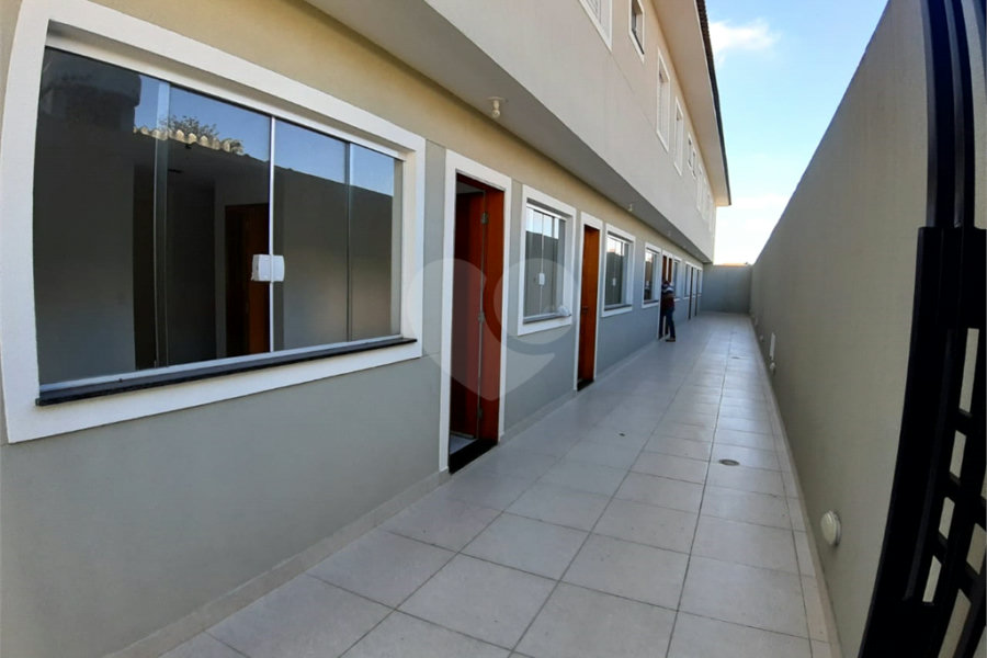 Casa para alugar com 3 quartos, sendo 1 suíte, no condomínio Villagio DI Maria, São Paulo - SP