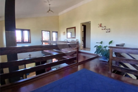 Casa à venda com 3 quartos, sendo 2 suítes, em Jardim Brogotá, Atibaia, SP