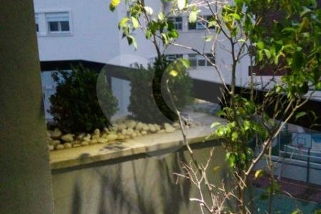 Apartamento à venda com 4 suítes em Jardim Leonor, São Paulo, SP