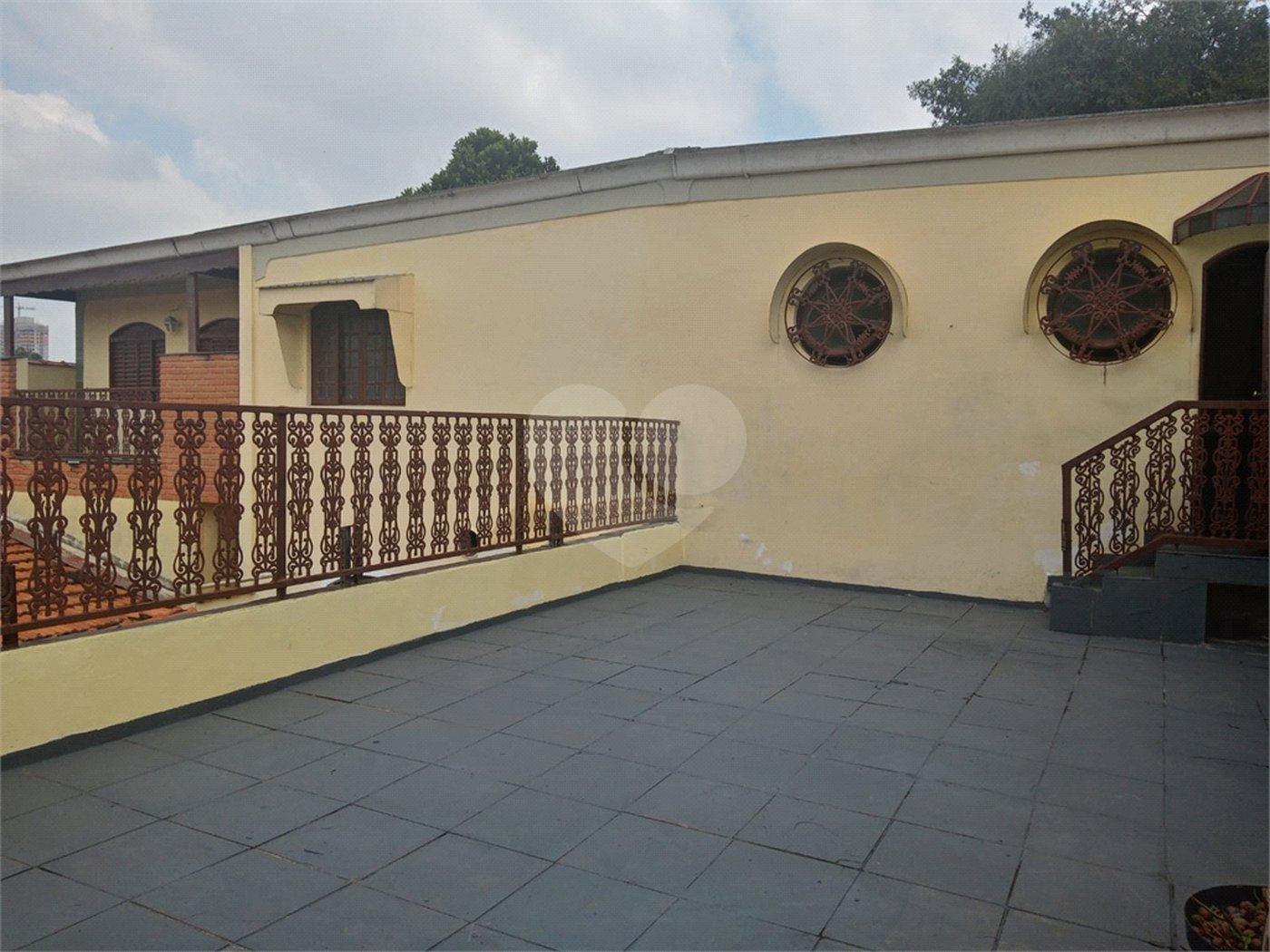 Sobrado à venda com 4 quartos, sendo 2 suítes,  em Instituto de Previdência, São Paulo, SP