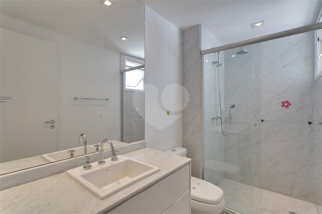Apartamento à venda com 4 suítes em Campo Belo, São Paulo, SP