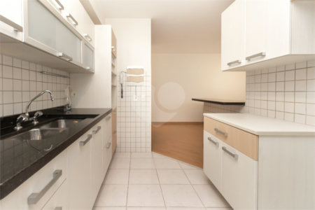 Apartamento à venda com 2 suítes em Campo Belo, São Paulo, SP
