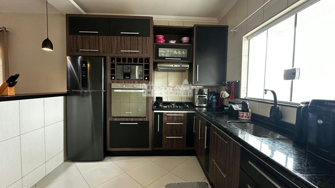 Casa à venda com 3 quartos, sendo 2 suítes, em Jardim Real, Bom Jesus dos Perdões, SP