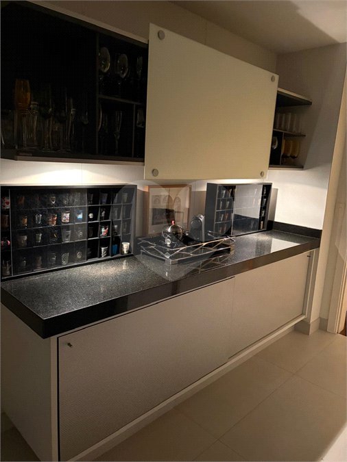 Apartamento à venda ou para alugar com 3 suítes em Perdizes, São Paulo, SP