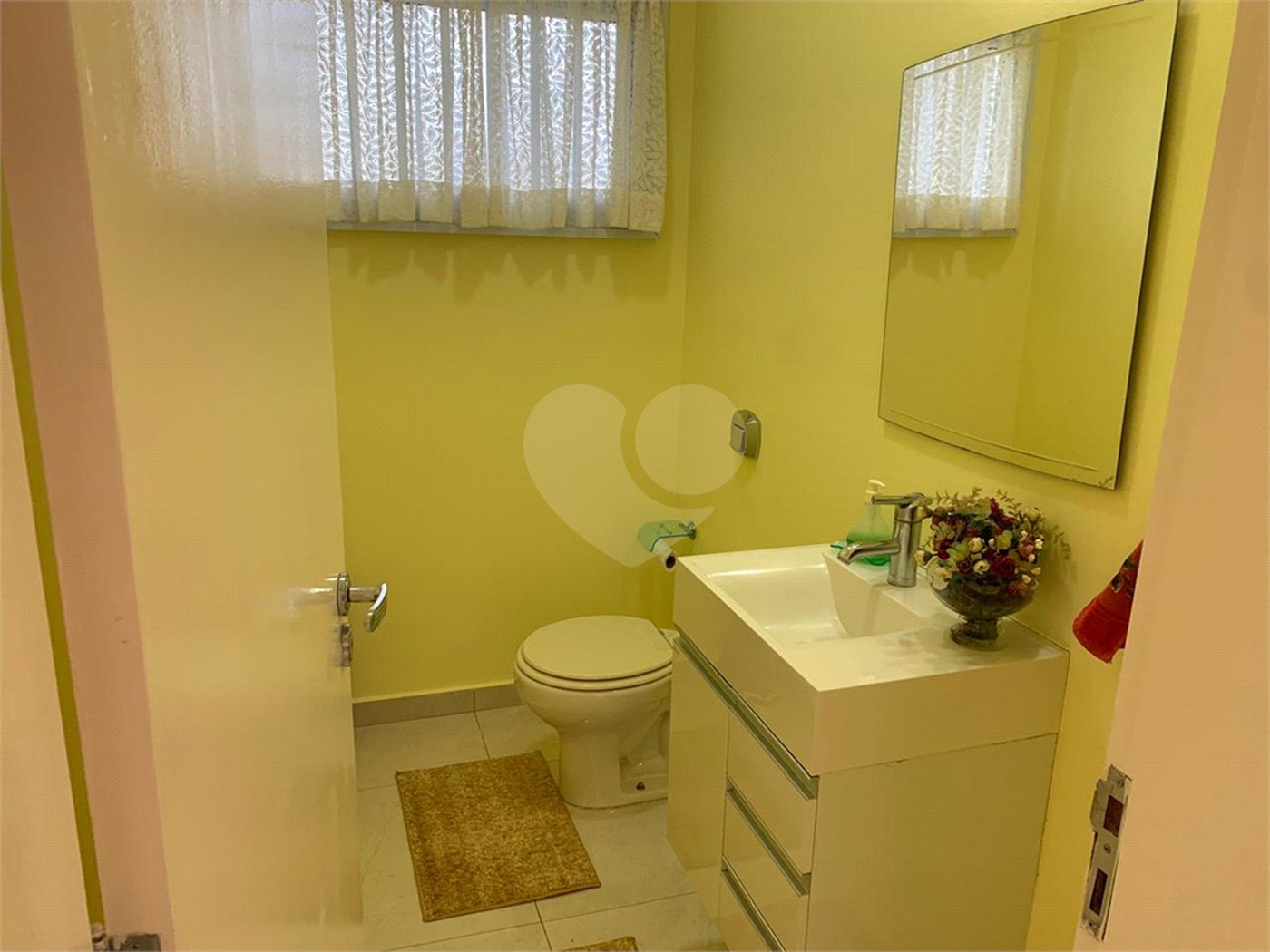 Casa Térrea à venda com 3 quartos, sendo 1 suíte, em Alpes D'ouro, Bom Jesus dos Perdões, SP