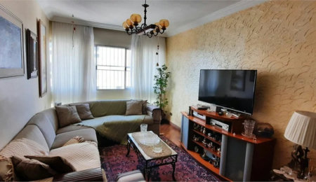 Apartamento à venda com 3 quartos, sendo 1 suíte,  em Vila Madalena, São Paulo, SP