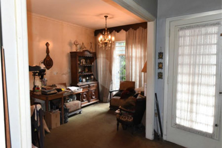 Sobrado à venda com 3 quartos, sendo 1 suíte, em Vila Clementino, São Paulo, SP