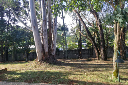 Terreno à venda no condomínio Chácara Santa Helena, São Paulo - SP