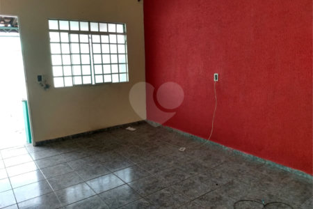 Casa à venda com 2 quartos em Vila Vendramini, Itapetininga, SP