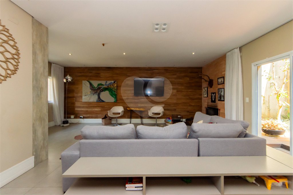 Casa à venda com 5 suítes no condomínio Solar dos Manacas, São Paulo - SP