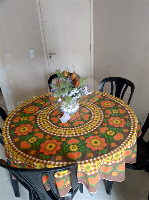 Apartamento à venda com 2 quartos em Pitangueiras, Guarujá, SP