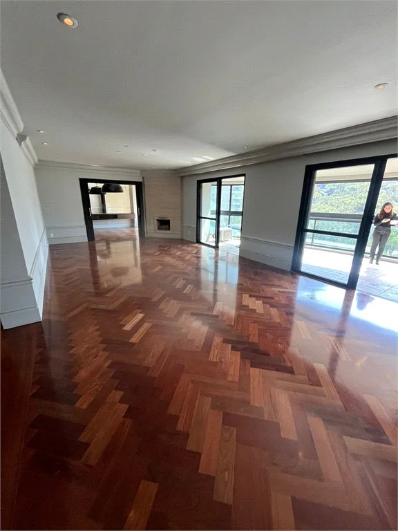 Apartamento para alugar com 4 suítes em Jardim Morumbi, São Paulo, SP