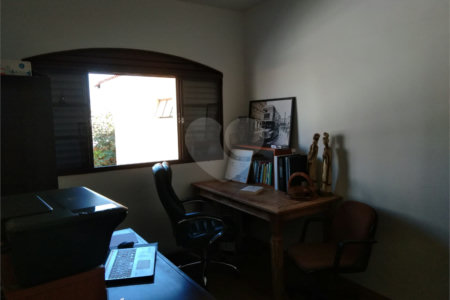 Casa à venda com 3 quartos, sendo 1 suíte, em Vila Carvalho, Sorocaba, SP