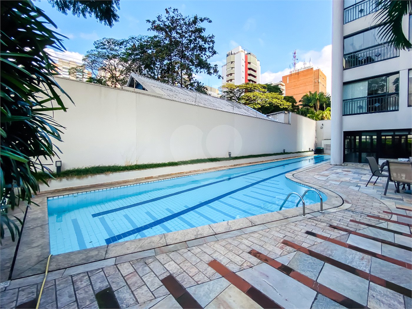 Apartamento à venda com 2 suítes em Campo Belo, São Paulo, SP